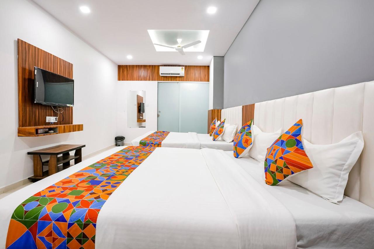 Fabhotel Magnus Surat Dış mekan fotoğraf